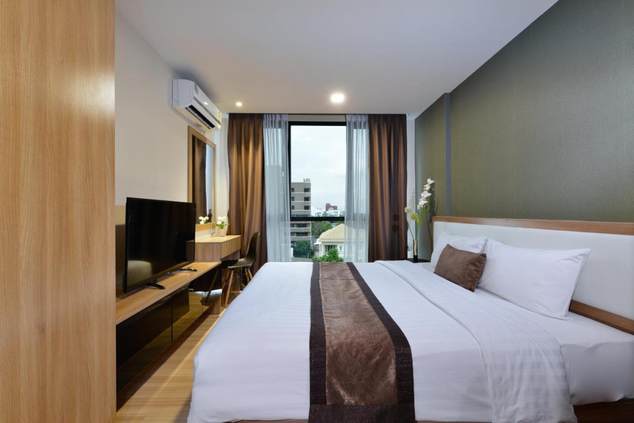 Khách sạn hẻo lánh Ramada By Wyndham Ekamai Residences Bangkok