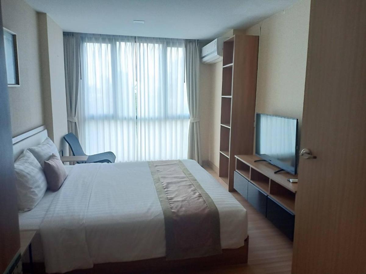 Khách sạn hẻo lánh Ramada By Wyndham Ekamai Residences *